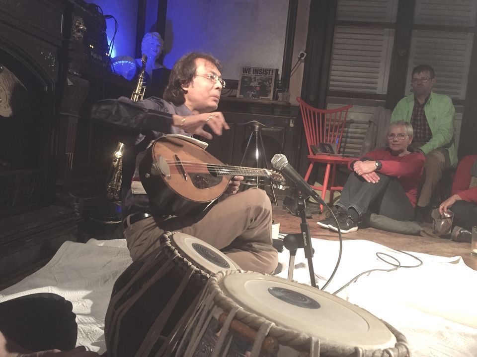 Sugato Badhuri — solo Mandoline, Taverna Omikron, Frankfurt, May 11