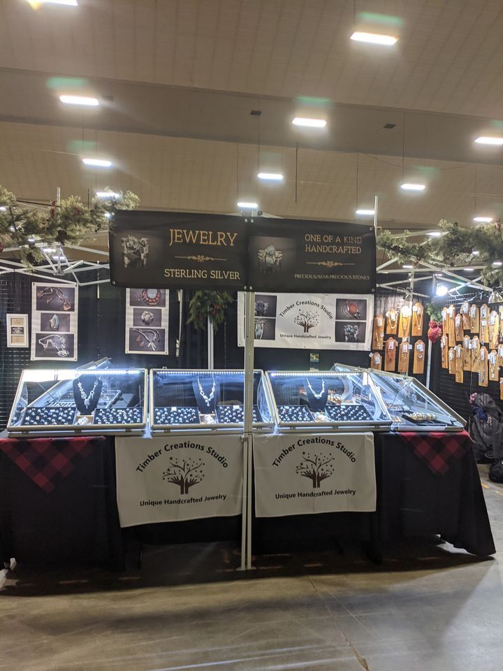 Timber Creations Studio Holiday Sioux Empire Arts & Crafts Show Sioux