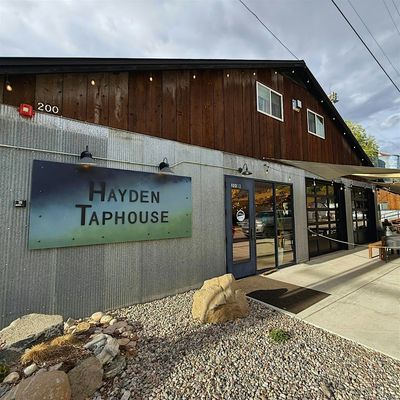 Hayden Taphouse logo