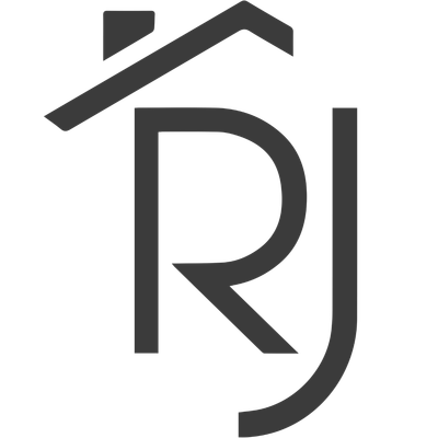 Renae Johnson logo