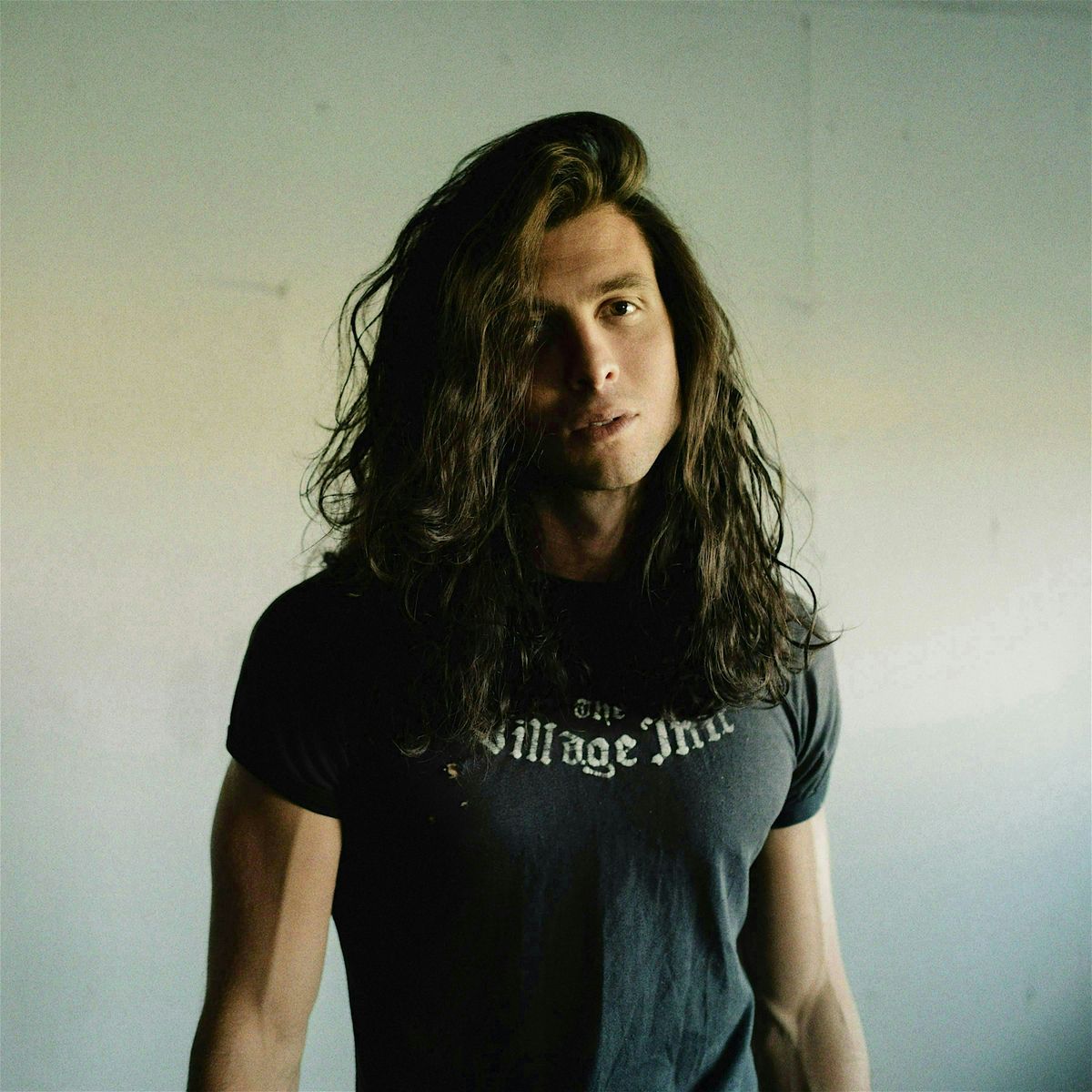 Billy Raffoul Live at Après Only