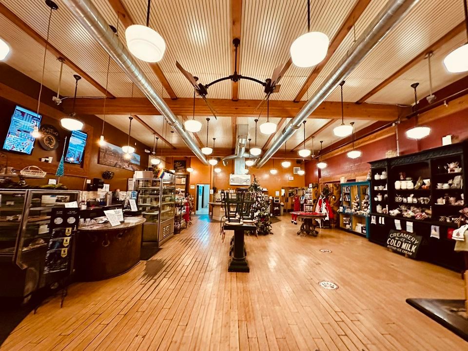 The Copper Q Soft Opening, 645 Pine Knot Ave, Big Bear Lake, CA 923152139, United States, 30