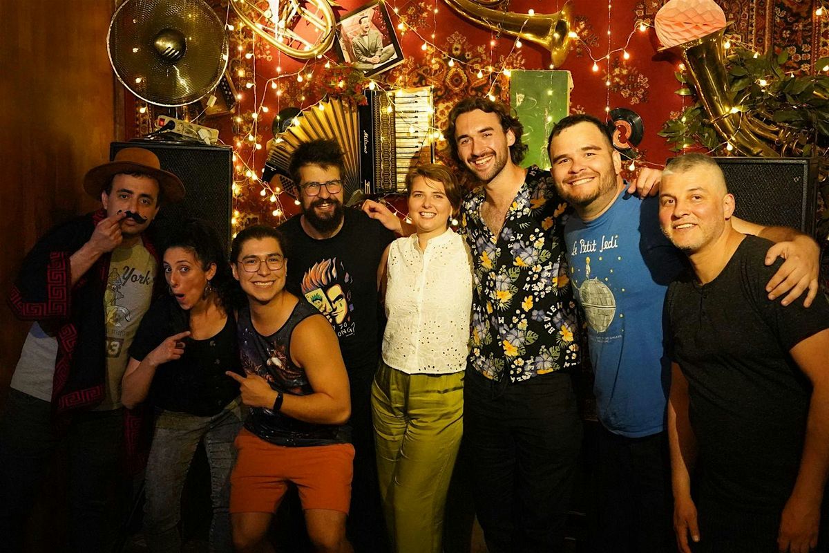 Berlín en Español Comedia Stand-up  EL OPEN MIC #71  - Último del año, 7 December | Event in Berlin | AllEvents