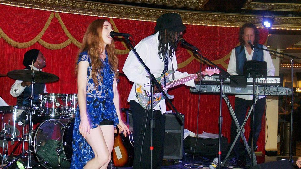 Chickies & Petes Live Music Chili Sauce, Grand Sierra Resort and