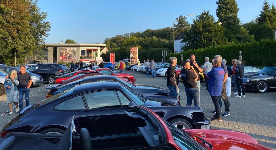 137.Stammtisch Porschefreunde Bergisches Land, Piya Pronto Buffet und ...