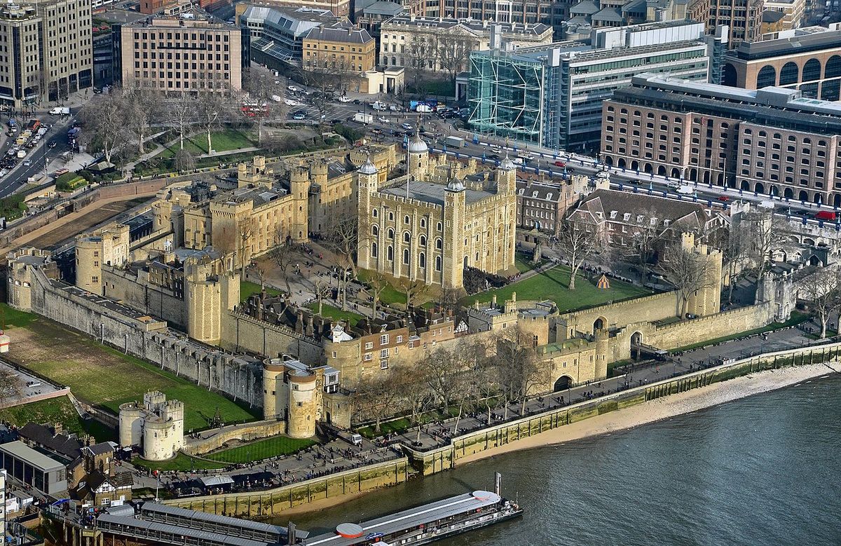 Tower of London Medieval Mayhem Easter 2026, costumed characters and family storytelling