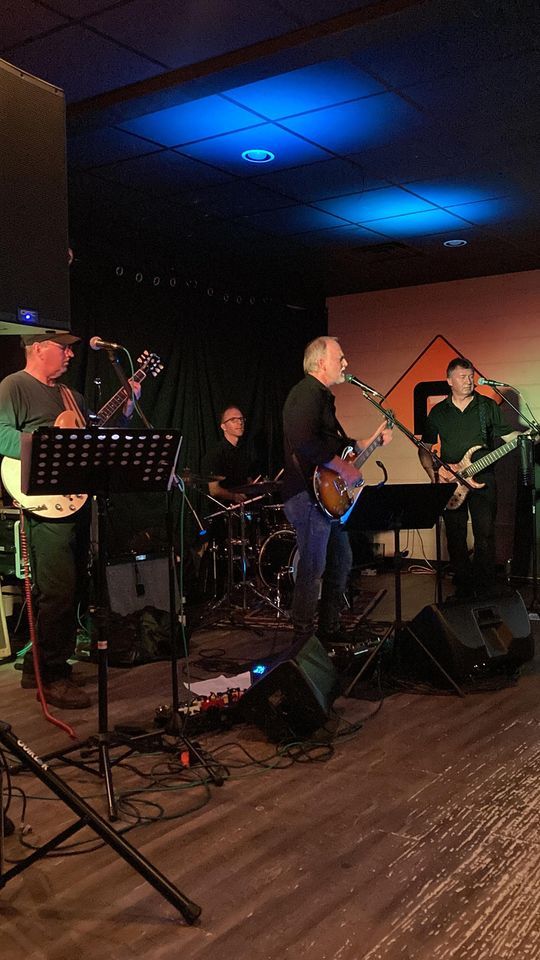 Live at the Bus Stop Bar & Grille, The Bus Stop Bar & Grille, Birch Run