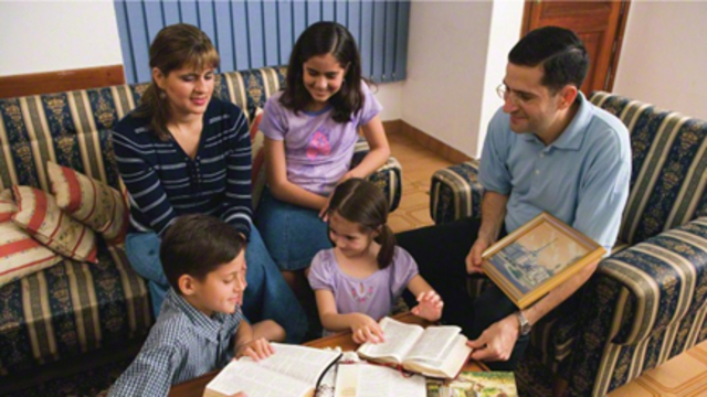 Noche de Hogar, 7 December | Event in Snowflake | AllEvents