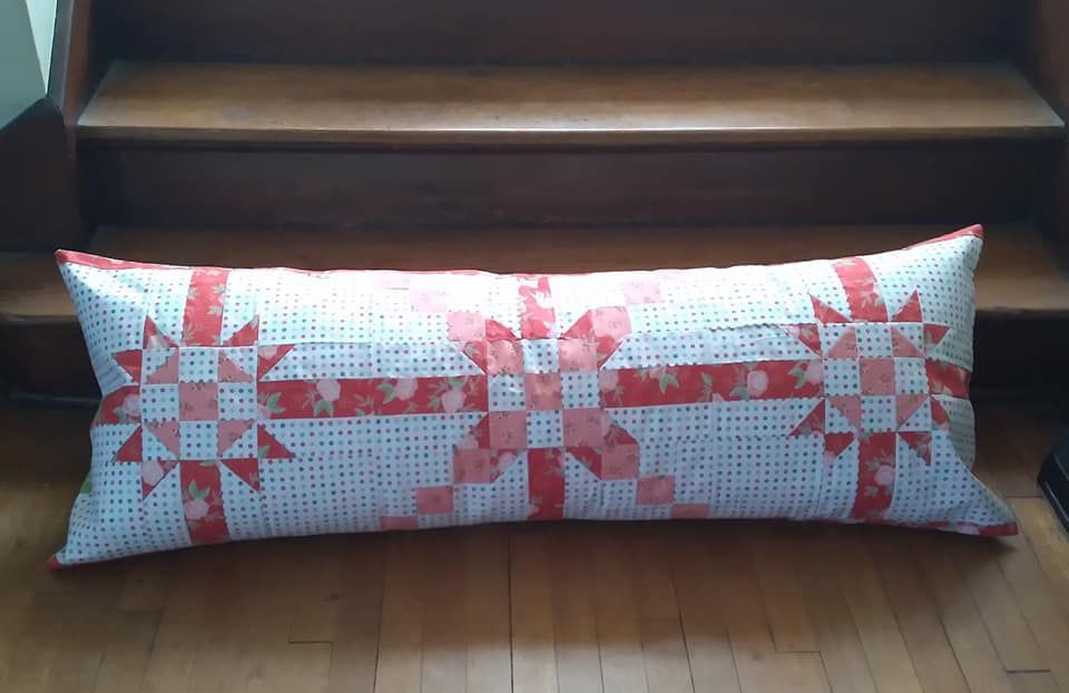 Poetry of Tea Pillow/Tabletopper, Annie’s Quilting Bee, Harlan