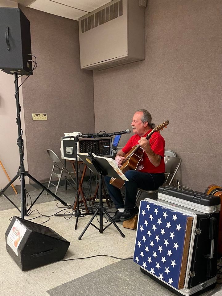 Hard’s Fire In The Hole Christmas, 729 Rogers Rd, Villa Hills, KY