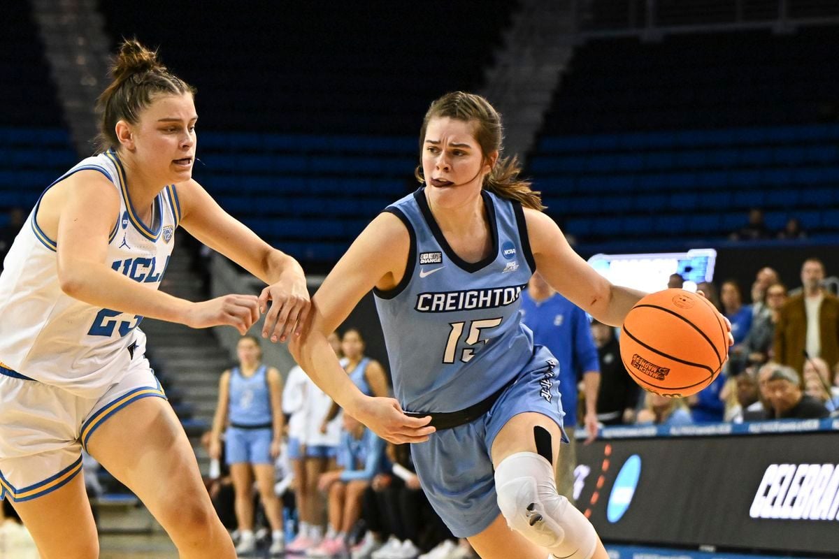 Marquette Golden Eagles at Creighton Bluejays Womens Basketball, DJ