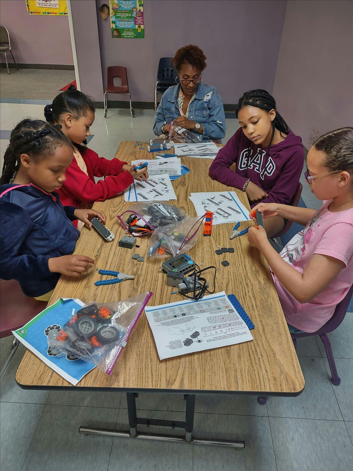 Robots & Coding (Introduction Program, 3-days, Tue-Thur, 6:30-7:30pm), 2 December | Event in Southfield