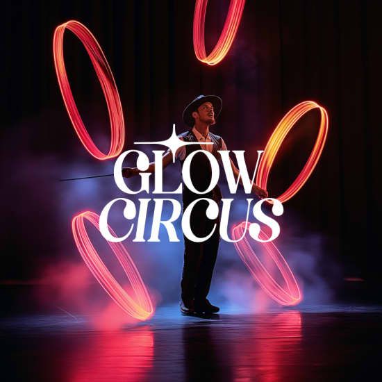 Glow Circus : un spectacle aux néons inspiré par le Japon, 17 October | Event in Paris | AllEvents