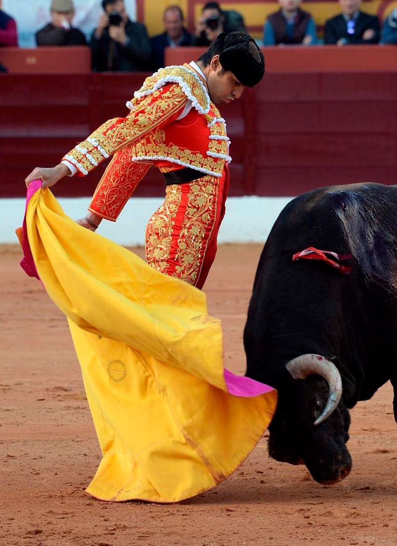 Bullfighting Seville 2025 - Morante de la Puebla, José María Manzanares & Alejandro Talavante Tickets