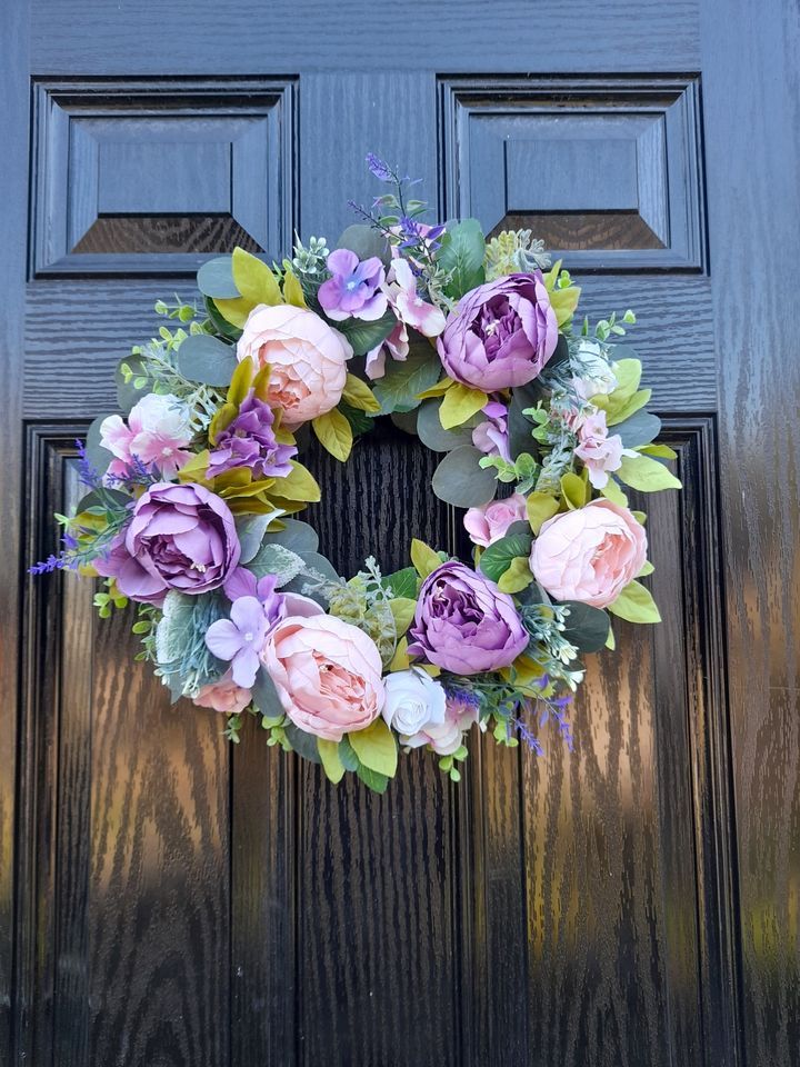 Handmade Flower Wreath, Tilly Pots, Kirkby In Ashfield, June 11 2023