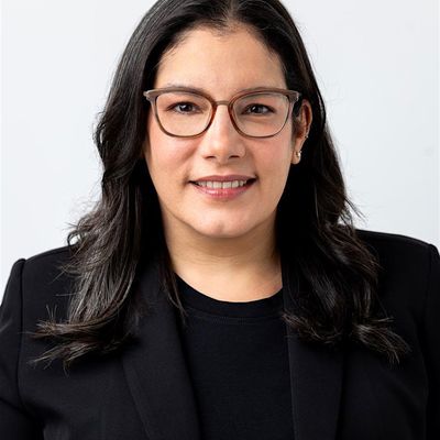 Laura Rentas-Giusti logo