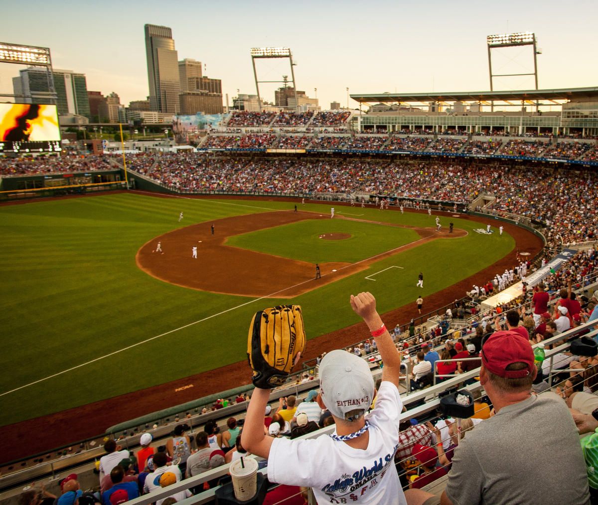 2025 NCAA Baseball College World Series - Game 10 at Charles Schwab Field Omaha, 16 June | Event in Omaha