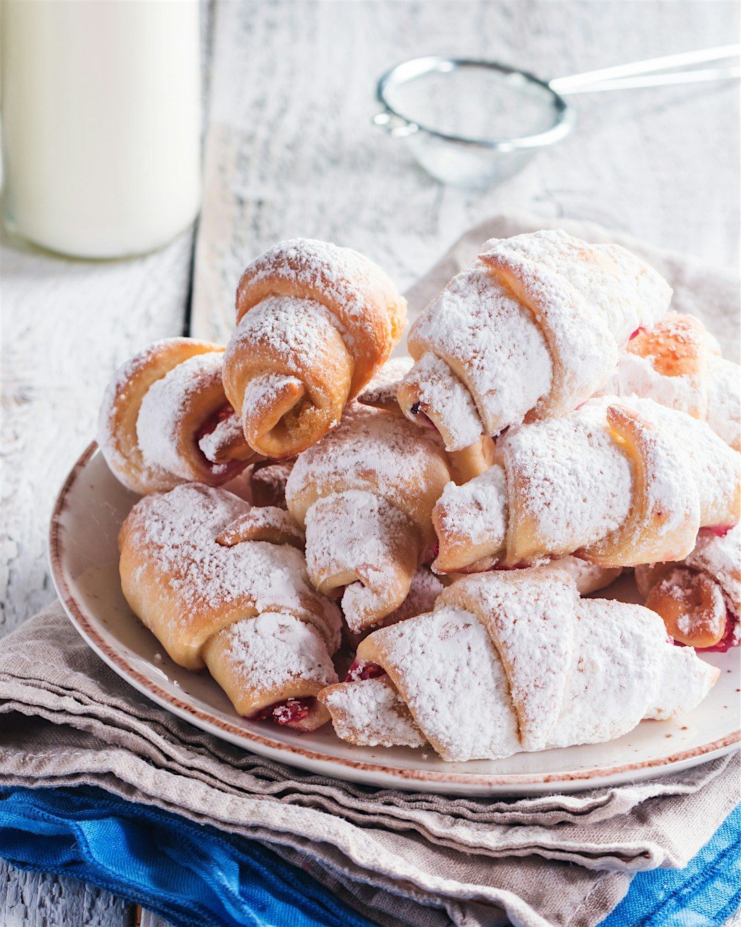 The Christmas Cookie Atelier: A Hands-On Pastry Class with Chef Dan Pivovar, 6 December | Event in La Crosse