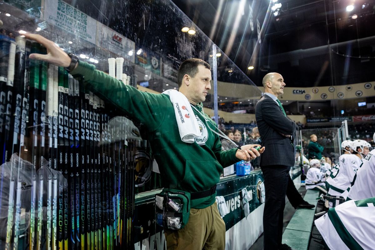 St. Thomas Tommies at Bemidji State Beavers Mens Hockey at The Sanford Center, 27 February | Event in Bemidji