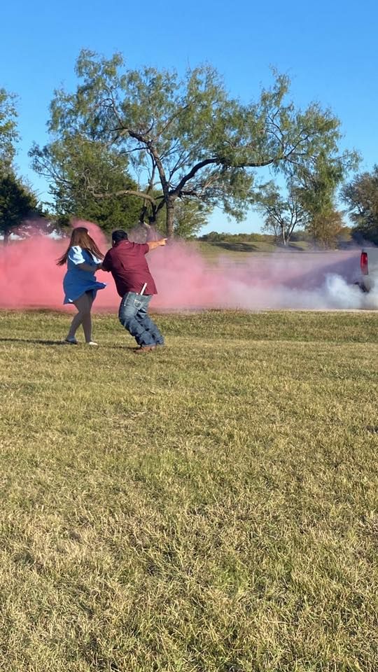 Holy Cow ?Savannah & Ramiro are havin a baby girl??, Mabank, Texas