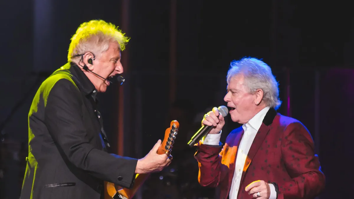 Air Supply in Sydney