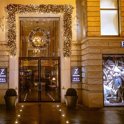 HOTEL ZOO BERLIN Betriebs GmbH logo