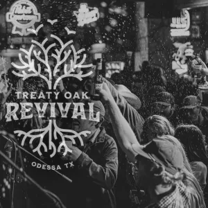 Treaty Oak Revival, William Clark Green, Gannon Fremin & CCREV in Evansville