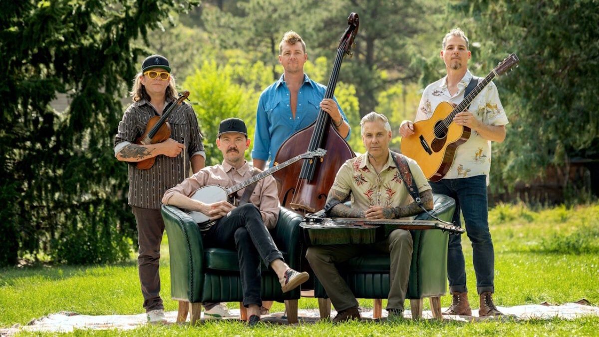 The Infamous Stringdusters, Outdoor Stage - Pisgah Brewing Company ...
