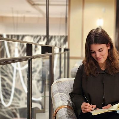 Ragna, Certified Journaling Therapy Coach logo