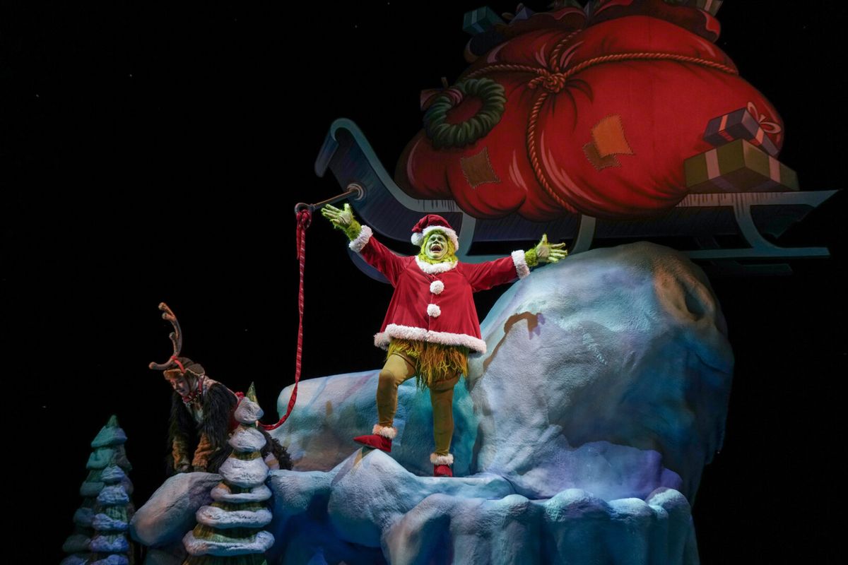 How The Grinch Stole Christmas - ASL Interpreted & Audio Described, 13 December | Event in Minneapolis