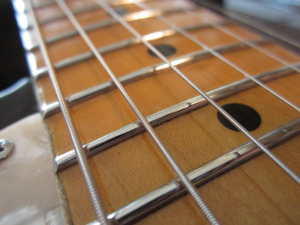 Learn Pro Level Guitar Refretting/ Fret Dressing Vancouver, City of