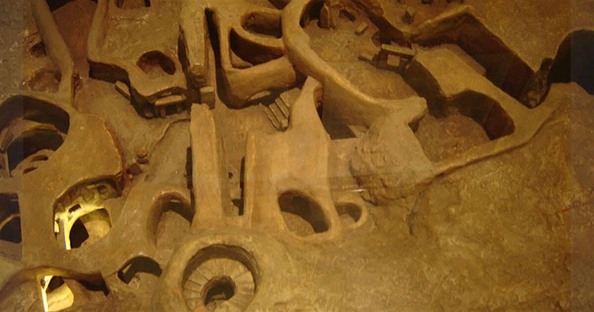 Sicily–Sardinia–Malta 13 Day Mega Tour - Megaliths, Catacombs & Volcanoes, 26 April | Event in Catania