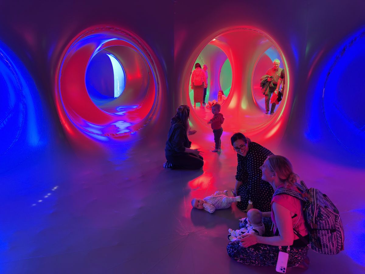 Easter Monday Chair Lifting Greenwich Blackheath Morris Men