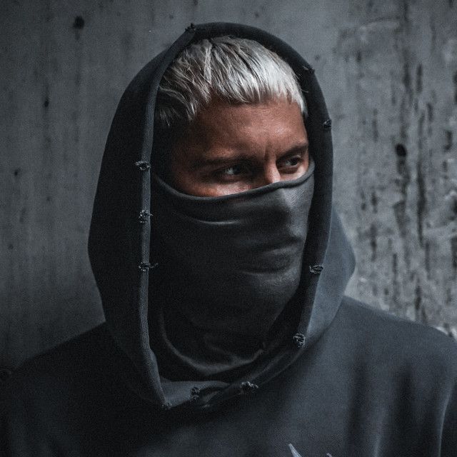 KAAZE
