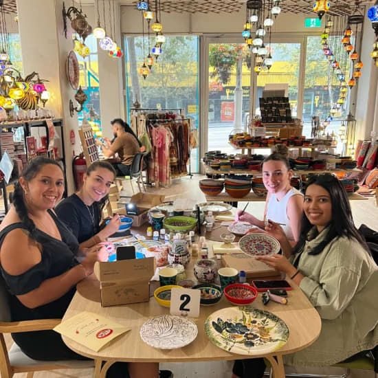Paint and Sip Classes Morwell: Ceramic Plates & Bowls, 4 October | Event in Morwell | AllEvents