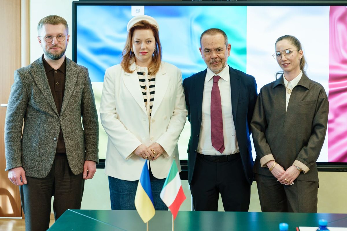 The TEAM - Reconstructing at Memorial Hall - NC, 21 February | Event in Chapel Hill | AllEvents