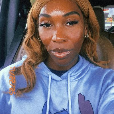 Nicolee | She’s Dope logo