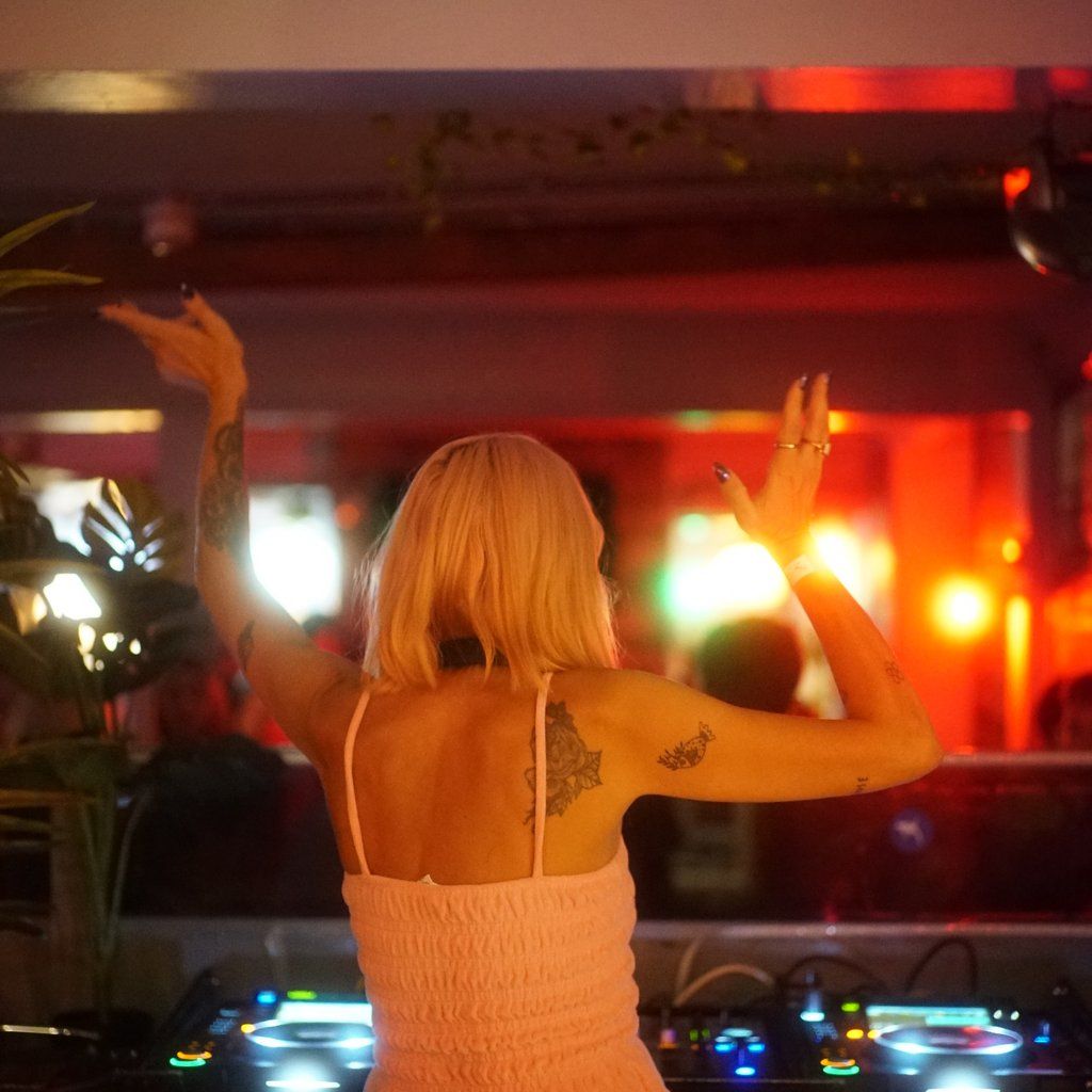 Singalong Saturdays w/ Dylan Max | Event in Bristol | AllEvents