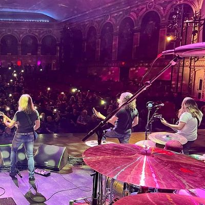 Billy Morris and the Sunset Strip at BIGBAR 6-10PM! No Cover!