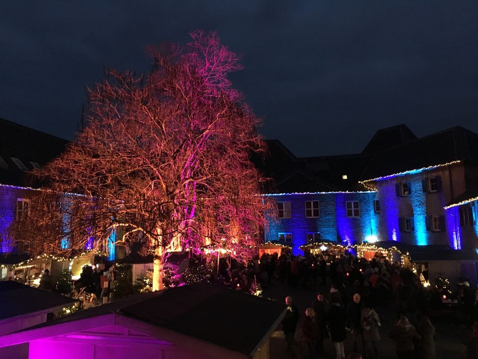 Advent An Der Burg Mit Verkaufsoffenem Sonntag Dinslaken Rathaus 