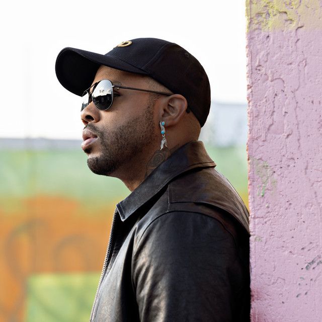 Ayron Jones