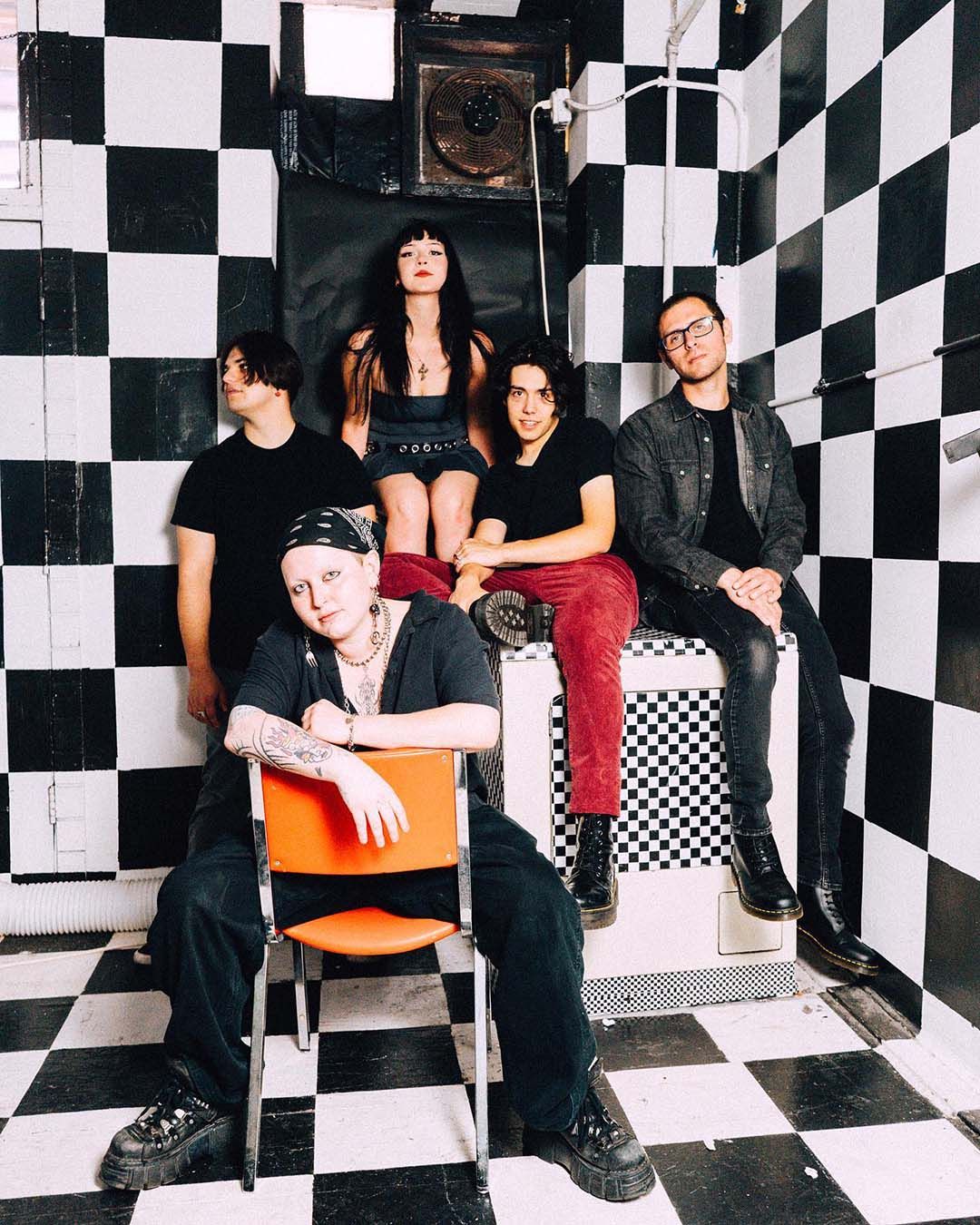 Scarlet Demore at Bottom Lounge, 9 May | Event in Chicago | AllEvents