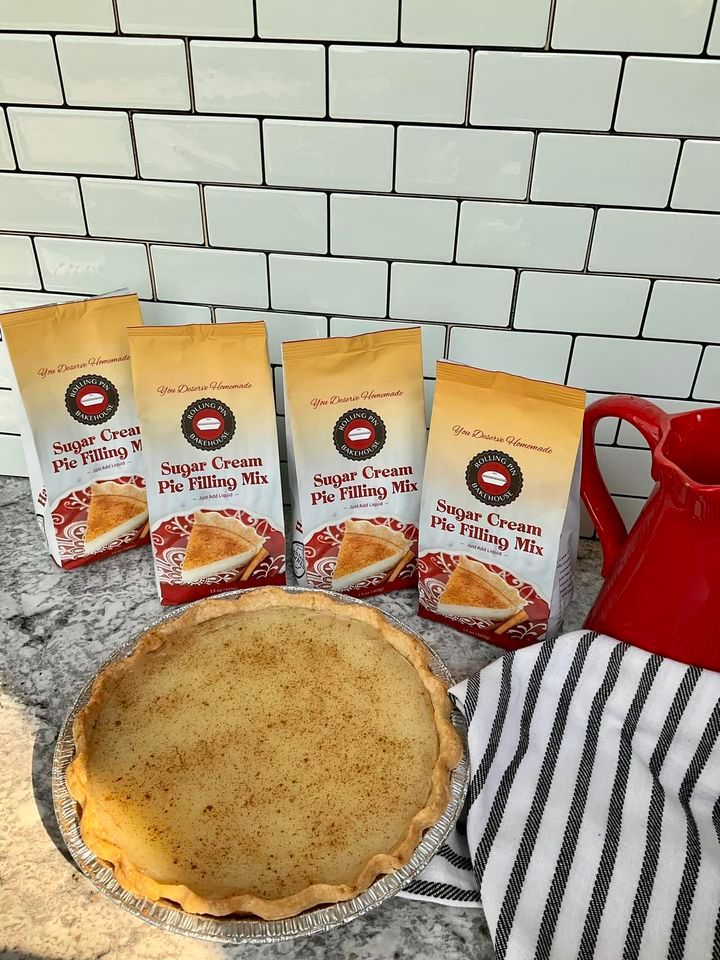 Rolling Pin Bakehouse at ShipChic Craft & Vintage Show, Shipshewana