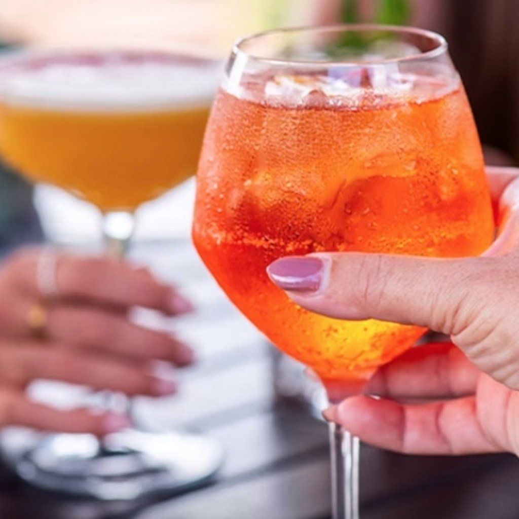 'Little Something' Summer Drinks For Singles @The Rambler's Rest, 20 August | Event in Coulsdon | AllEvents