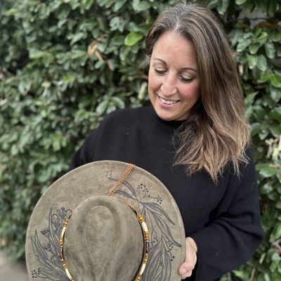 STACEY NICHOLLS
