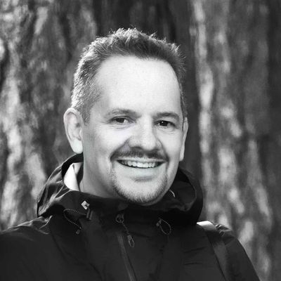 Mau Orozco Photography logo