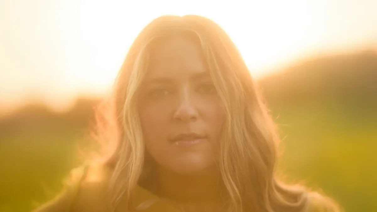 Leanna Crawford in Duluth, 7 August | Event in Duluth | AllEvents