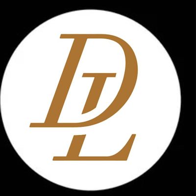 Debbie-Lyn Model logo