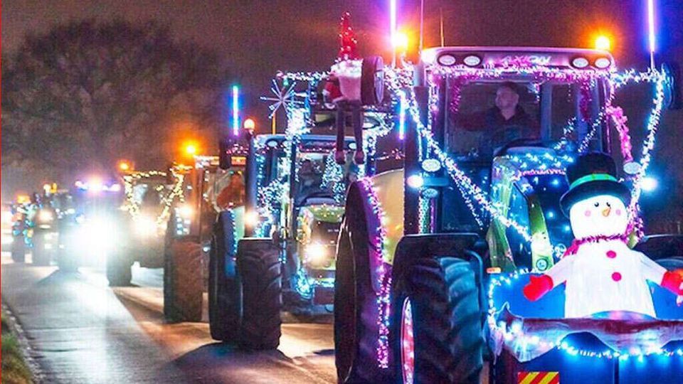 Oswestry Illuminated Tractor Run, Oswestry Livestock Auctions, December