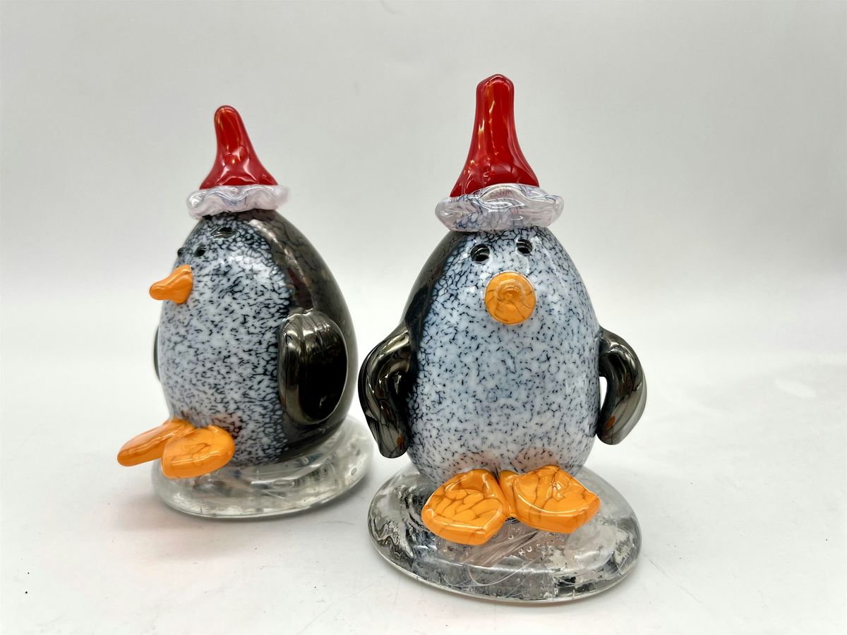 Hats on Penguins! get in line haha...create your Holiday-hatted Penguins!, 6 December | Event in Indianapolis